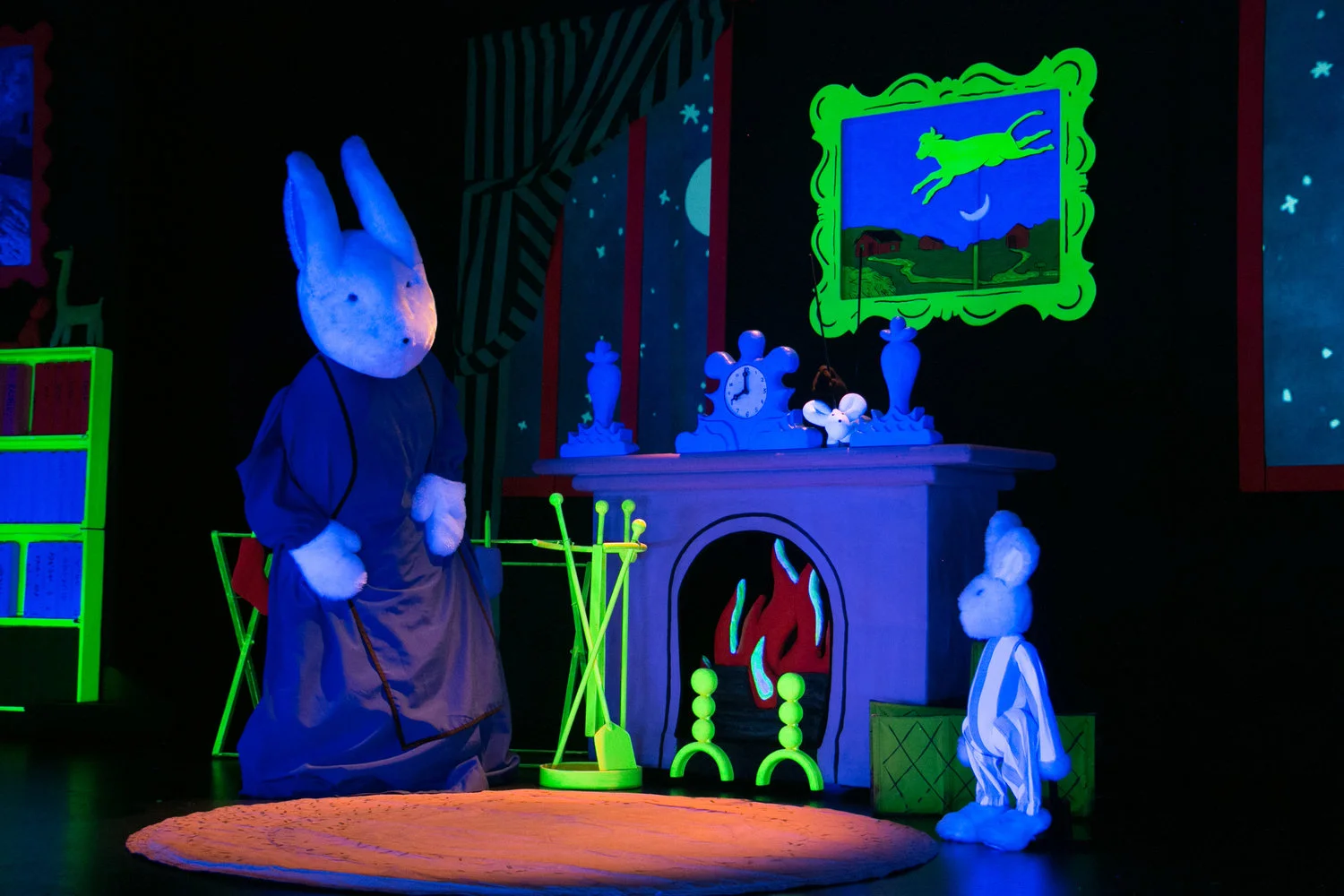Goodnight Moon & The Runaway Bunny Photography by Michael Venn