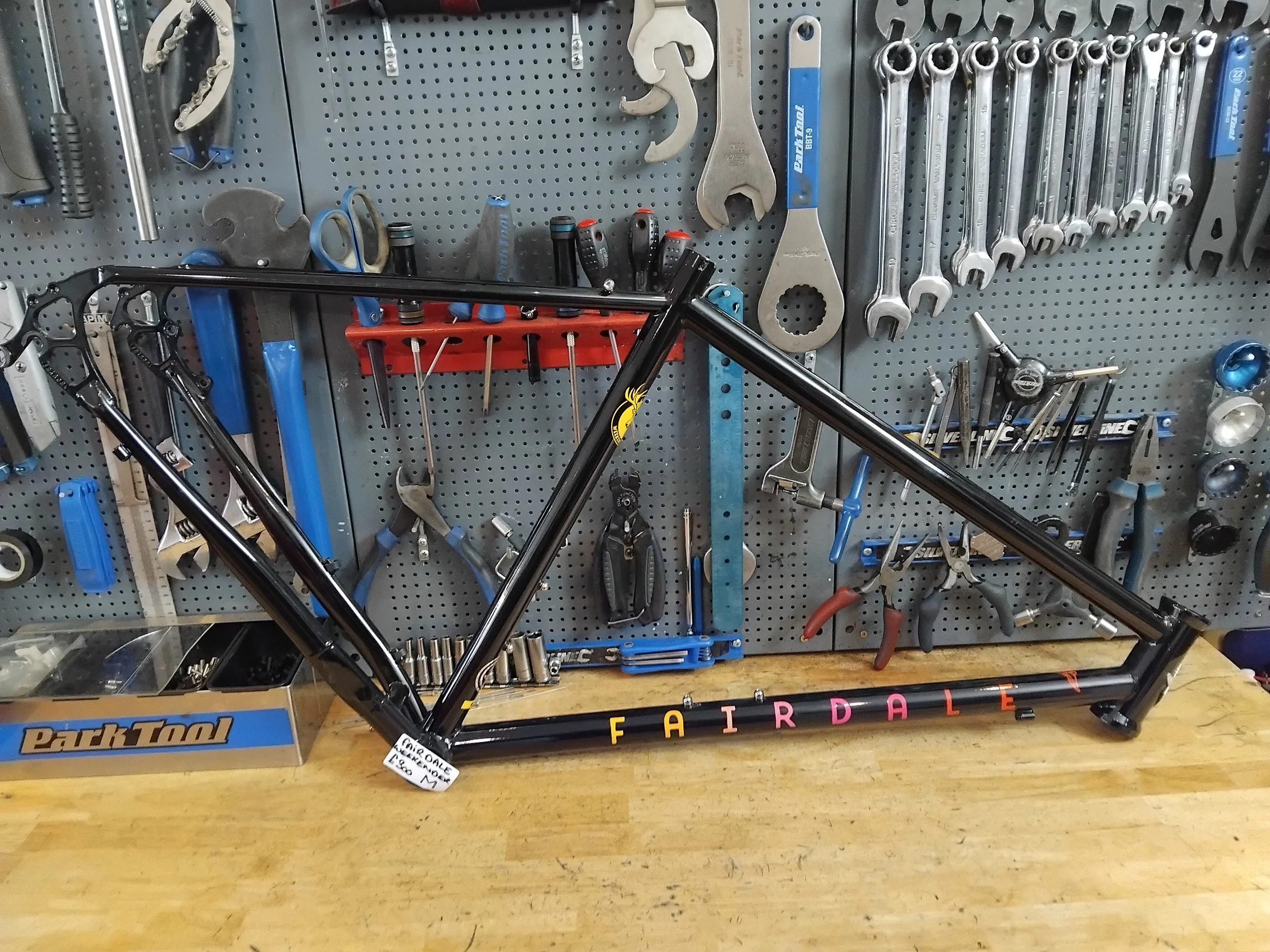 Fairdale Weekender M