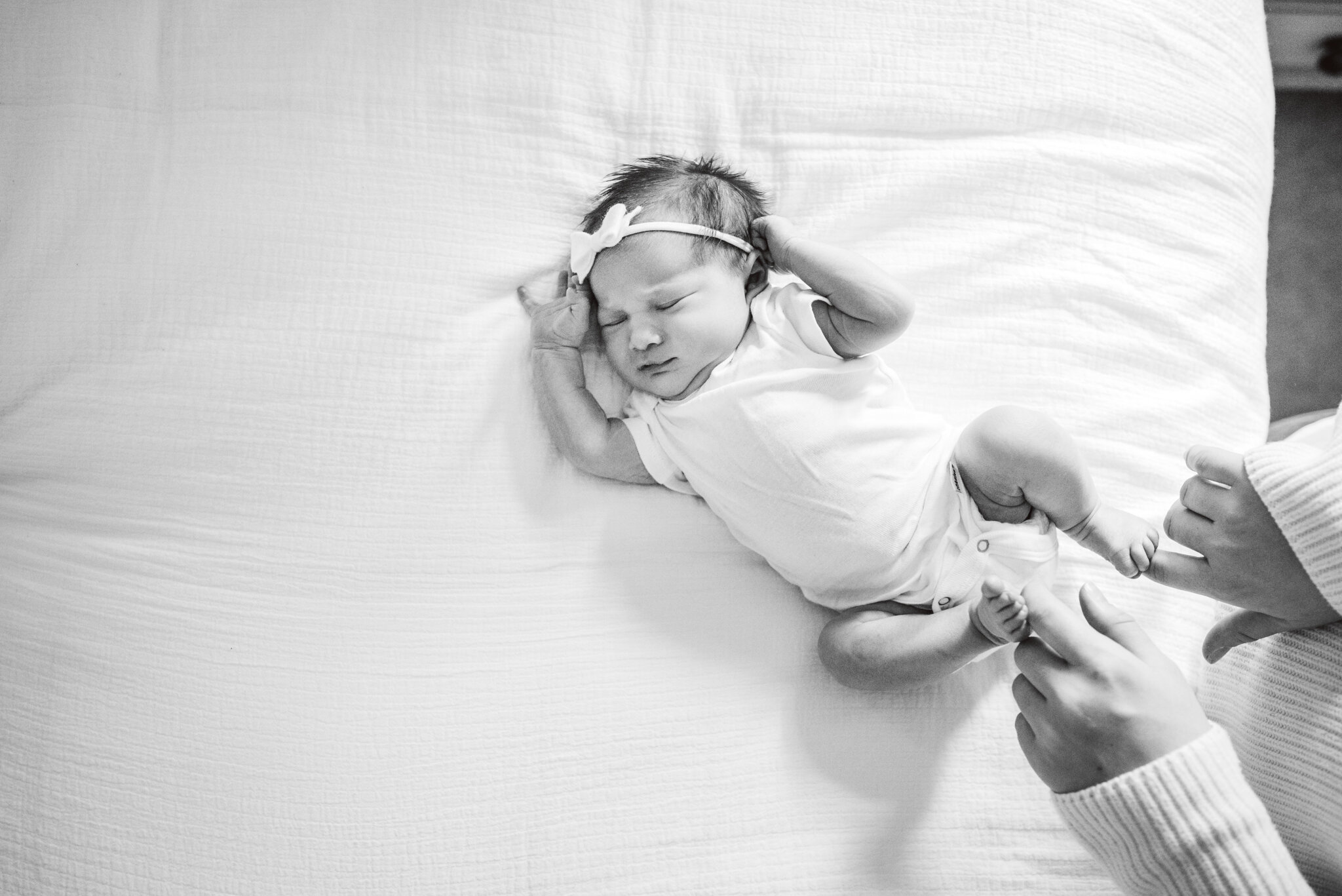 Diy Newborn Photography 10 Tips For Taking Your Own Pictures Jw Brown Photography