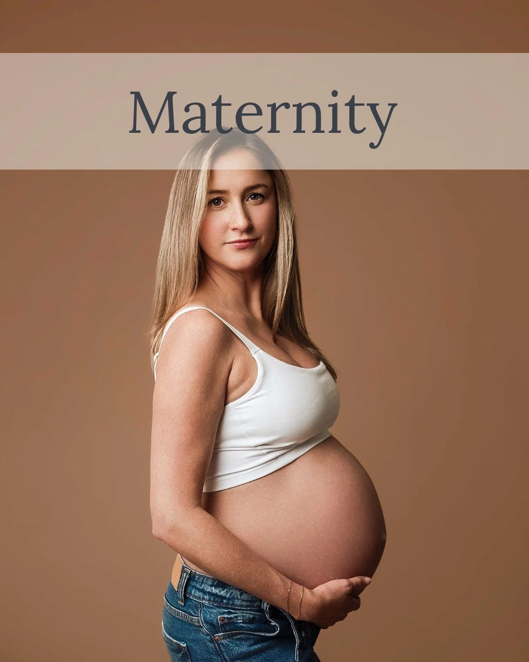 MATERNITY PHOTOGRAPHY:⁣
⁣
You are growing a human! That is extraordinary, and it deserves to be documented beautifully.⁣
Maternity sessions are some of my absolute favorites to photograph, and here's why:⁣
⁣
🤍 The partner that puts their hand on you