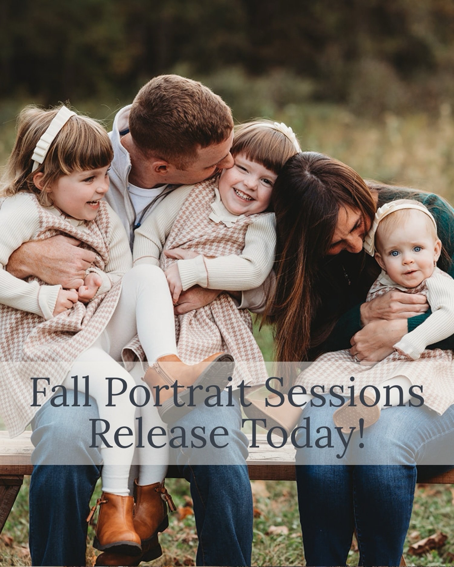 That&rsquo;s right! My full portrait sessions for September-November go live over email at 8pm. 

I am always extra (!) busy every fall, and never like to turn people away. But I have to every year. It&rsquo;s the worst.

If you are looking to book a