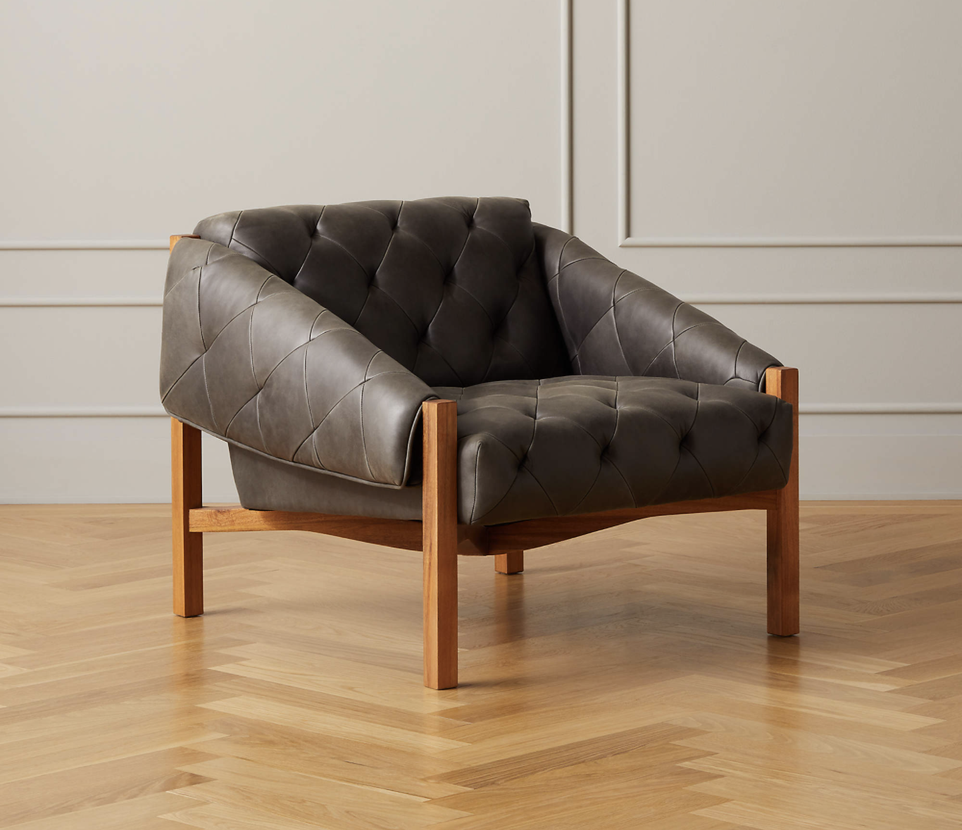 Tufted Leather Lounger