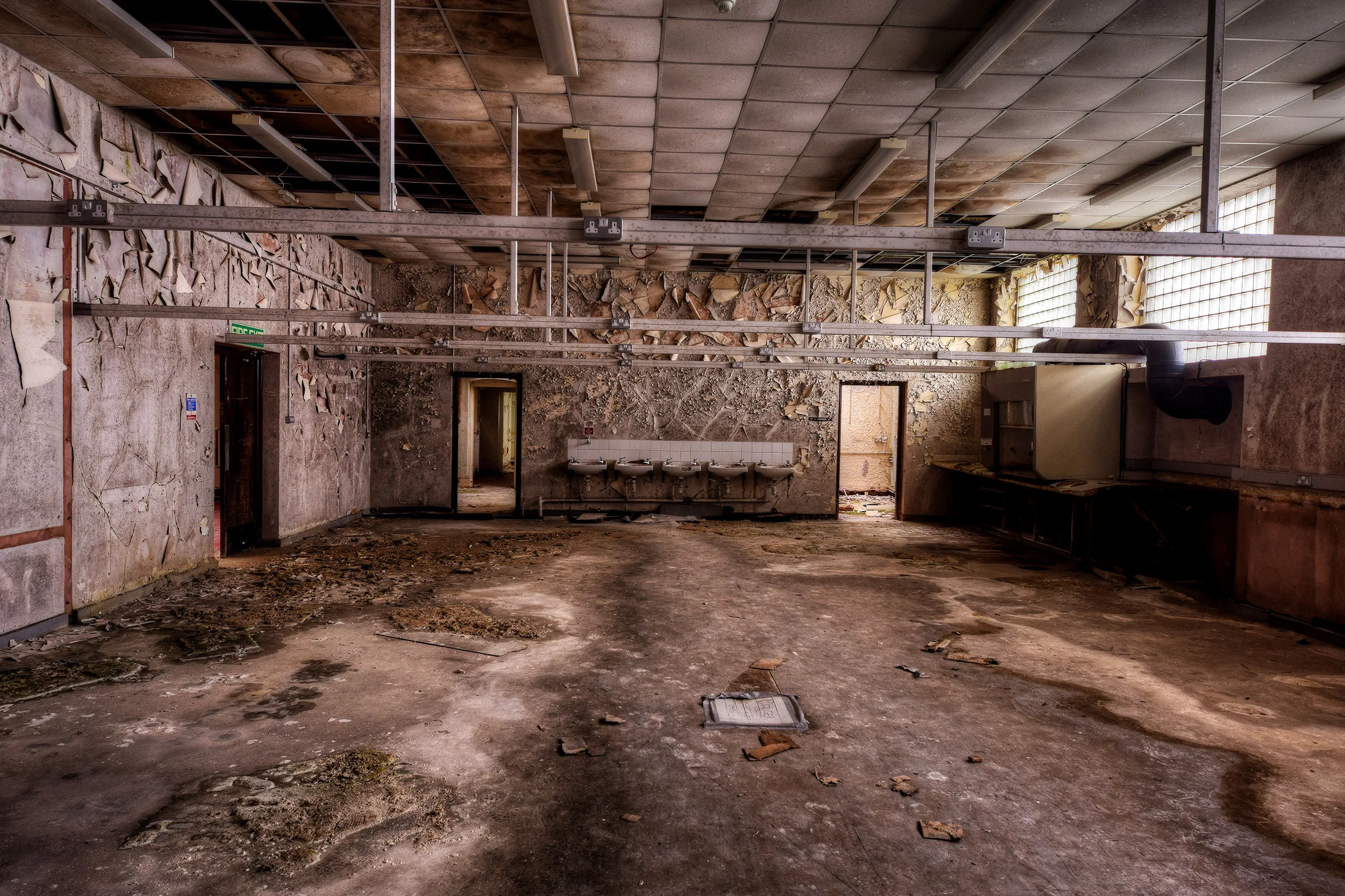 STH-Main Room-0010.jpg