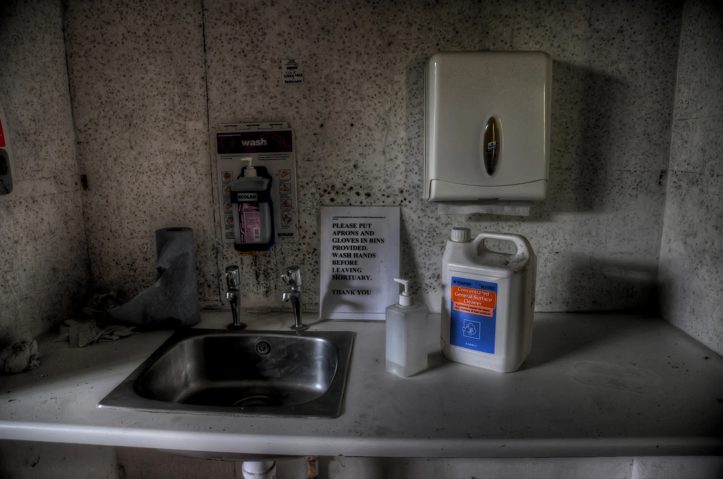 Mortuary026.jpg