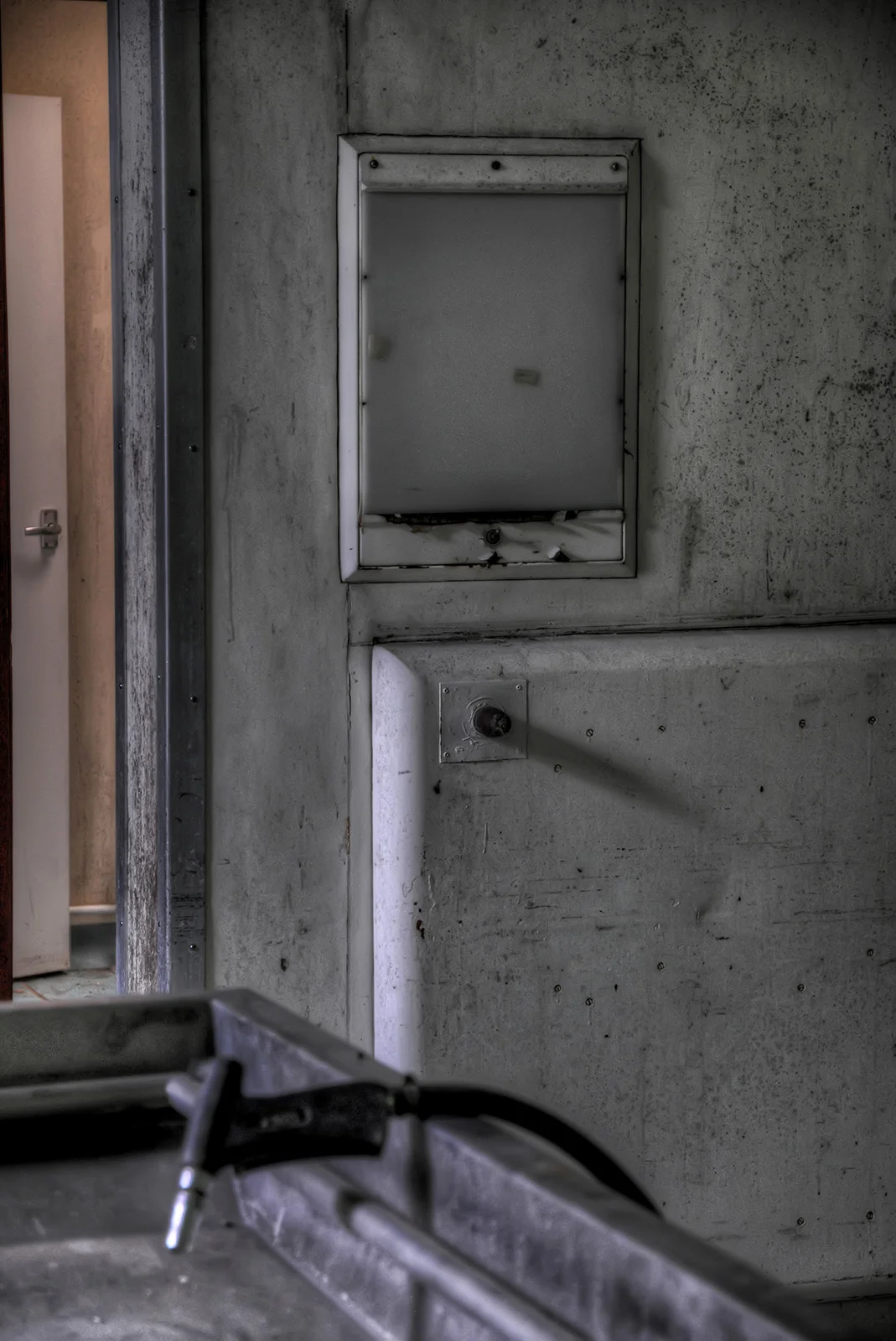 Mortuary041.jpg