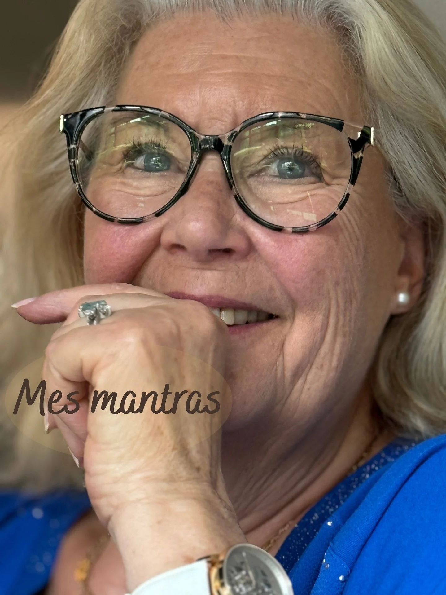 ✨ Mes mantras ✨

Chaque mot, chaque phrase est un rappel.
Un souffle pour revenir &agrave; l&rsquo;essentiel.
Le silence, la dignit&eacute;, l&rsquo;amour, l&rsquo;authenticit&eacute;, le temps et l&rsquo;accueil&hellip;
Autant de gardiens int&eacute
