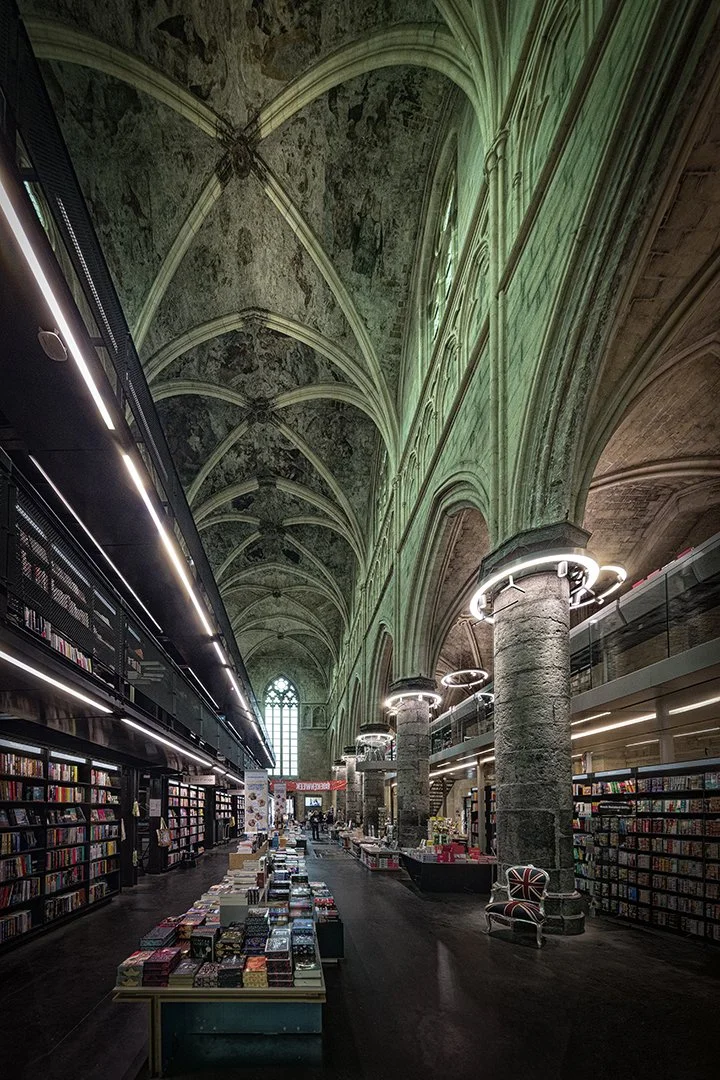 BOEKHANDEL DOMENICAN - 1.jpg