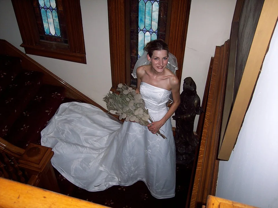 Modeling For A Cause: The Bundy Museum: A fabulous Museum and Bed and Breakfast Space: Photographs taken for their Marketing and for my fun!!: https://www.bundymuseum.org/