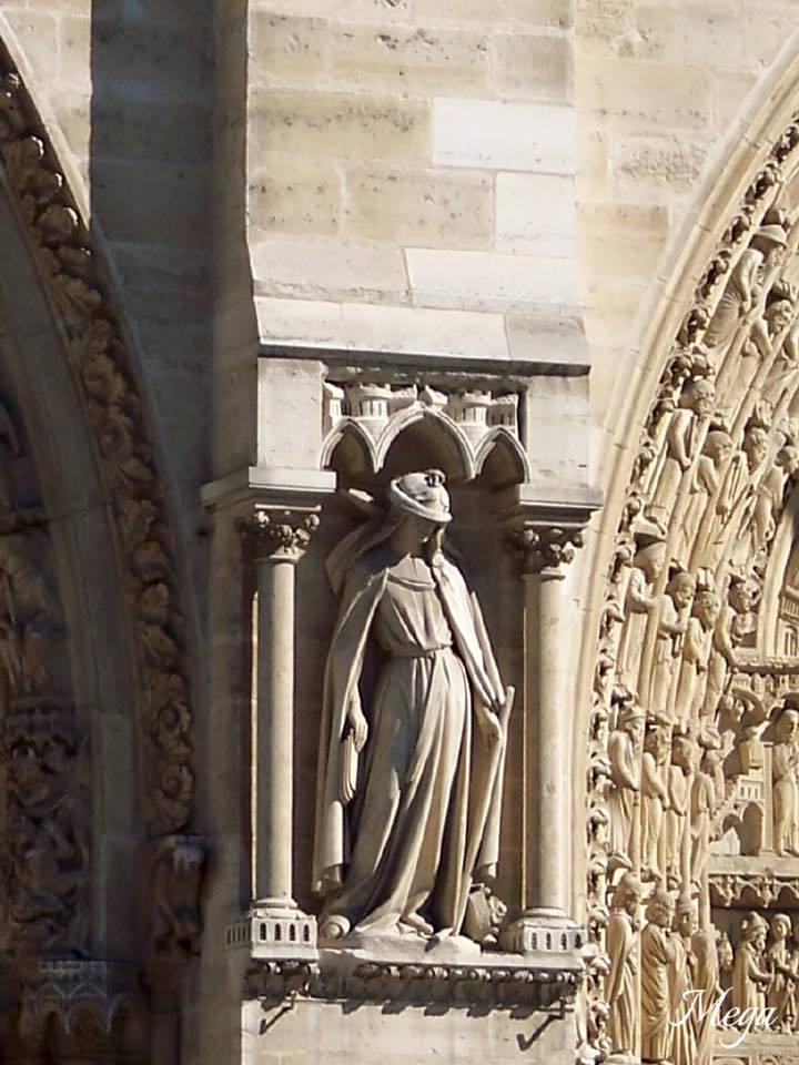 Notre Dame beauty 10.jpg