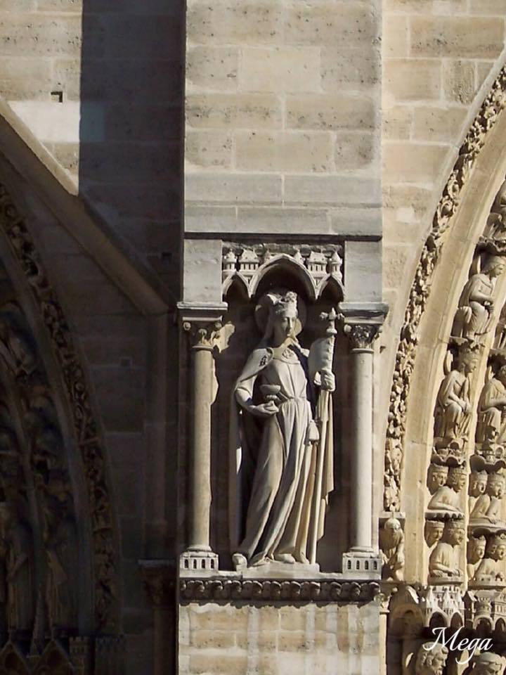 Notre Dame beauty 20.jpg