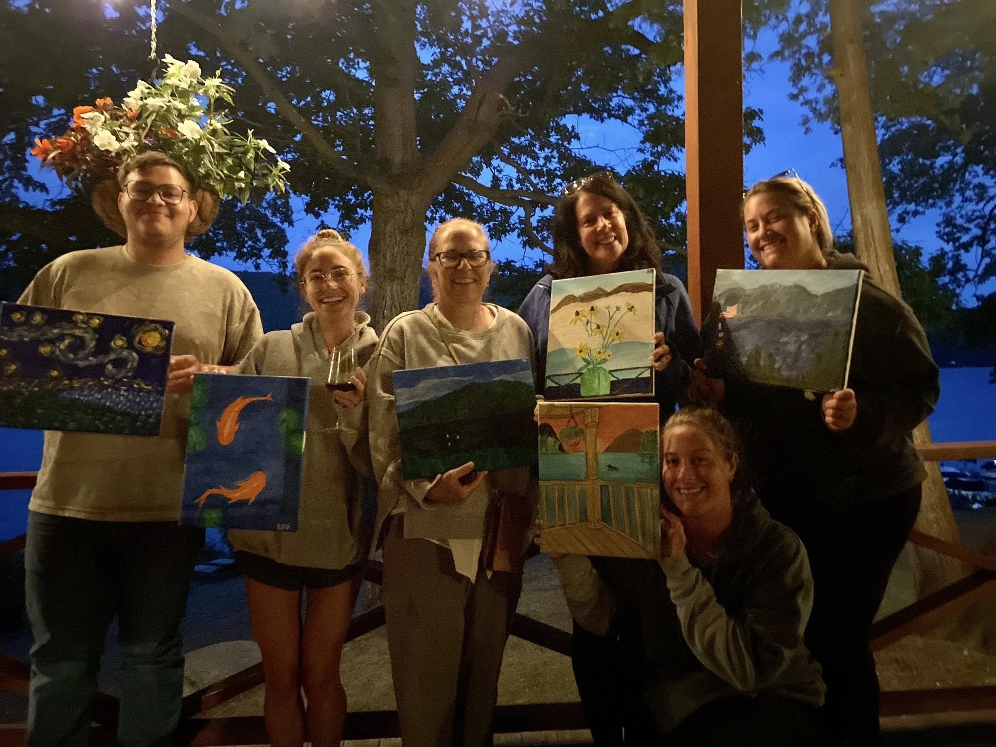 Paint &amp; Sip 08/19/2025