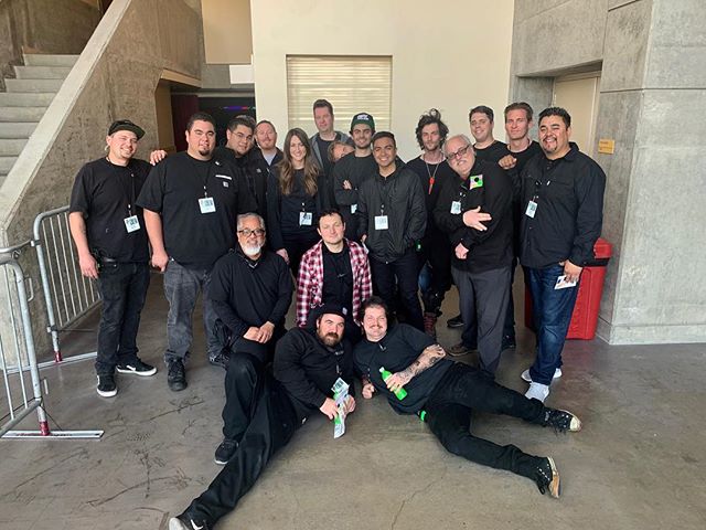 As #kidschoiceawards2019 is about to kick off live JEM FX would like to acknowledge and thank the slime and effects crew.  This is a massive team effort every year and could not go as flawless without the dedication of the #Jemfx crew.  #jemfxbuilt #