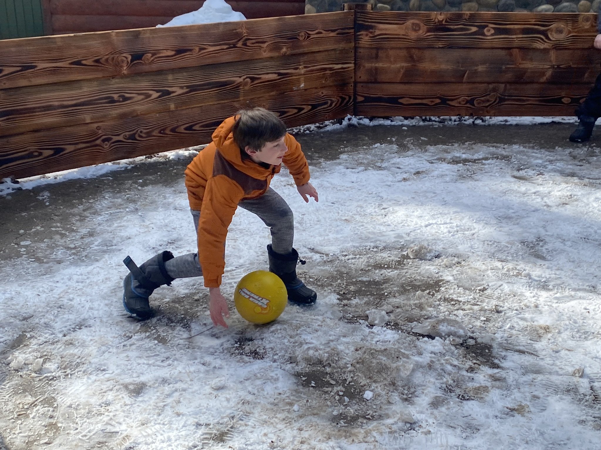 Gaga Ball