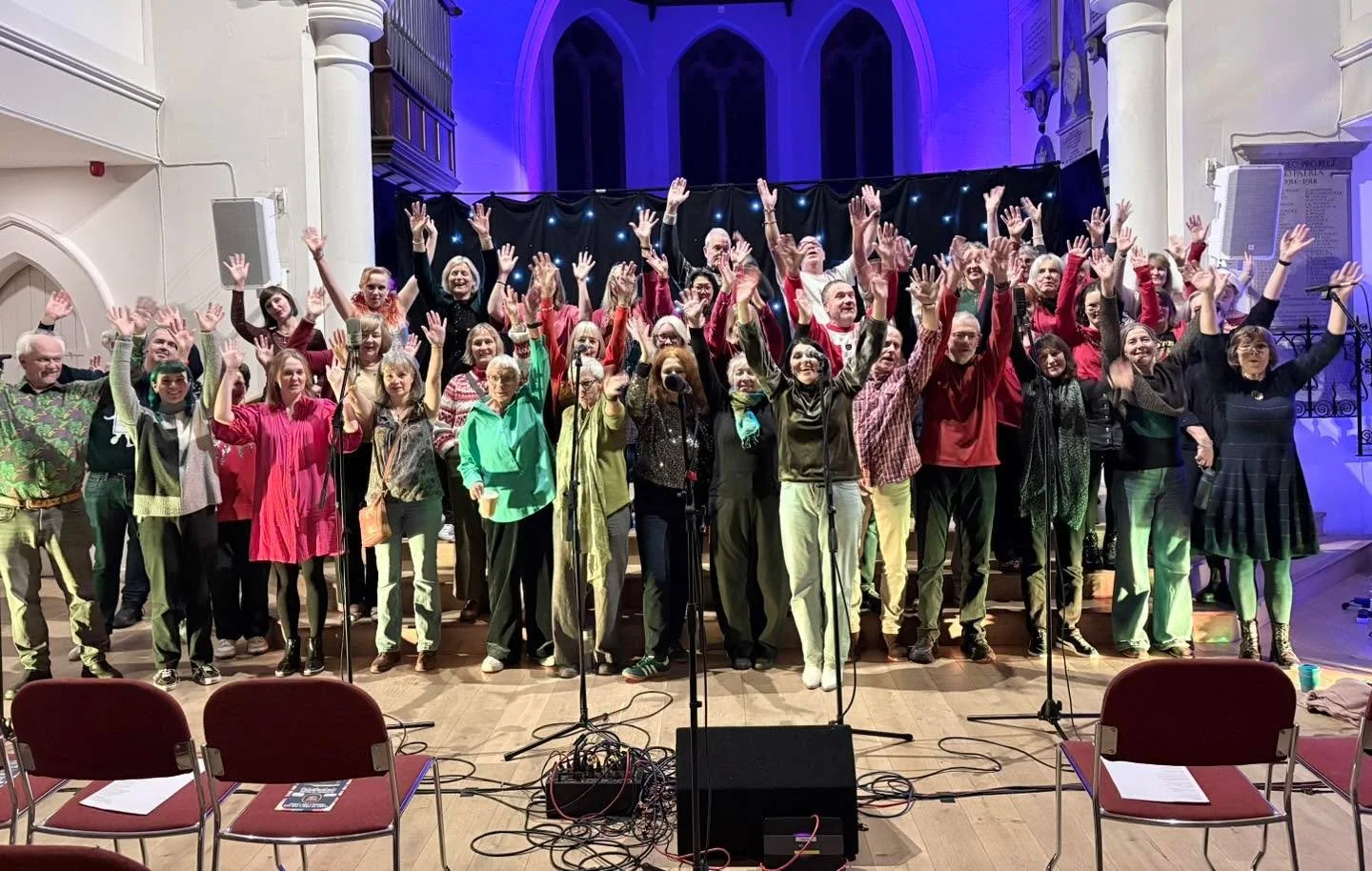 Last night our Lewes choir sung beautifully at the end of year Christmas show! 

It&rsquo;s been such a pleasure and joy performing and rehearsing this term, the songs get better and better and so the vibes! 

And we can&rsquo;t wait to do it all aga