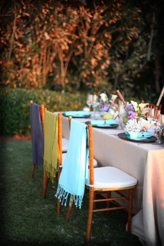 cores-pashminas-cadeiras-decorar.jpg