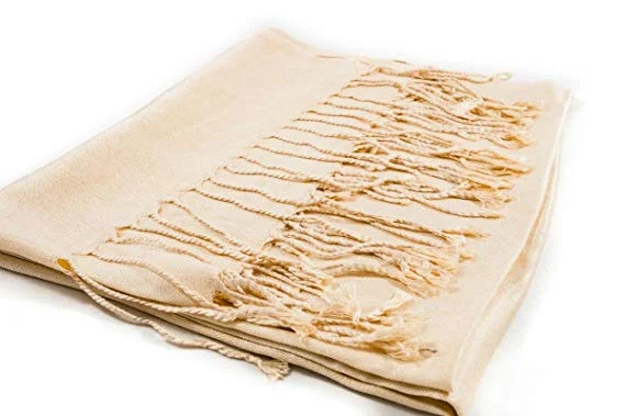 pashmina off white bege.jpg