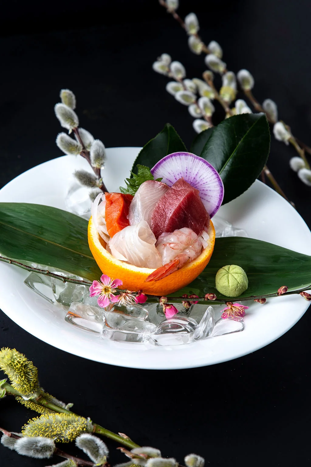 Assorted sashimi