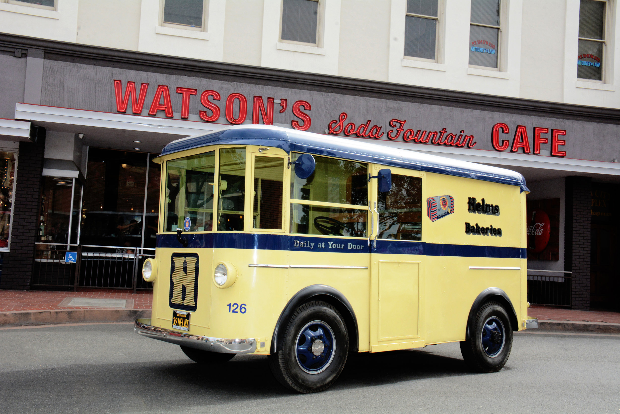 Chuck Niemann_Helms Bakery Truck_2.jpg