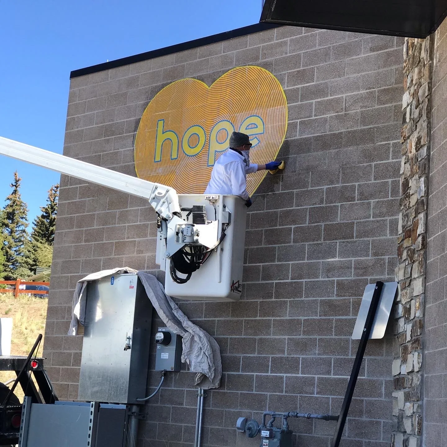 A12DAF6E-B7E1-4295-8E5C-2AD228D9A21E 2.JPG