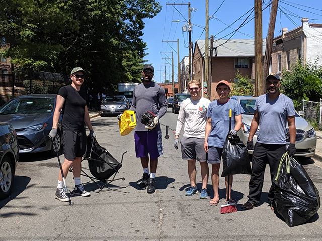 Thanks to the #ivycitycleanteam for making our neighborhood #sparkle. @dcdpw we never had the trash collected after our cleanup and we also have not seen a street sweeping truck in a couple months. Think you could assist with #ivycity. We too are pro