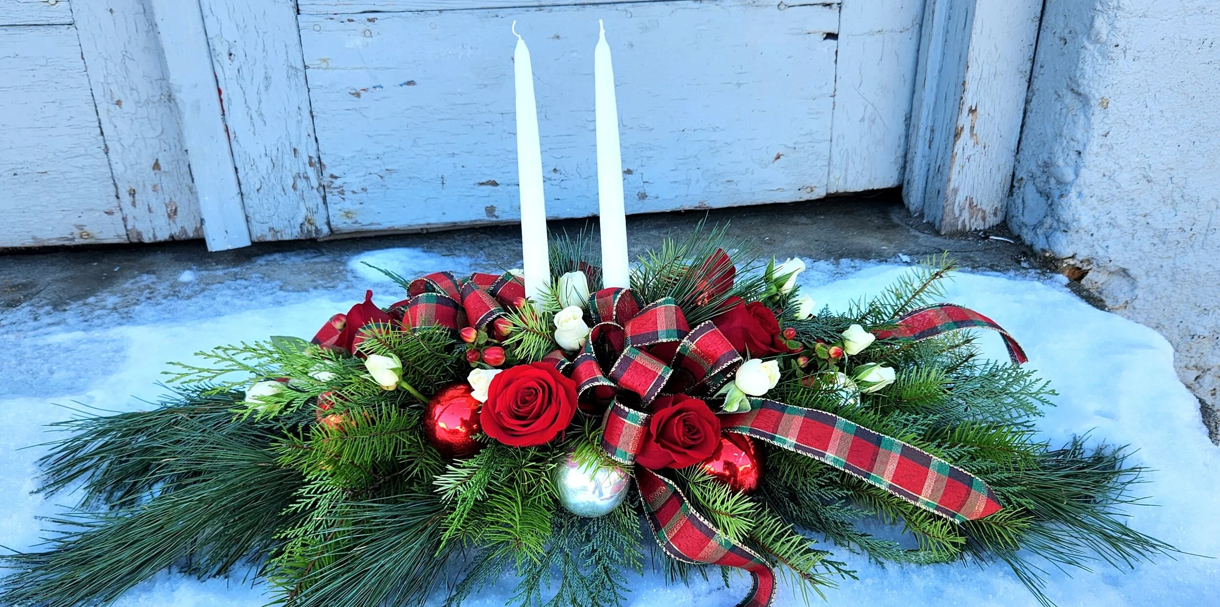 Classic Christmas Centerpiece