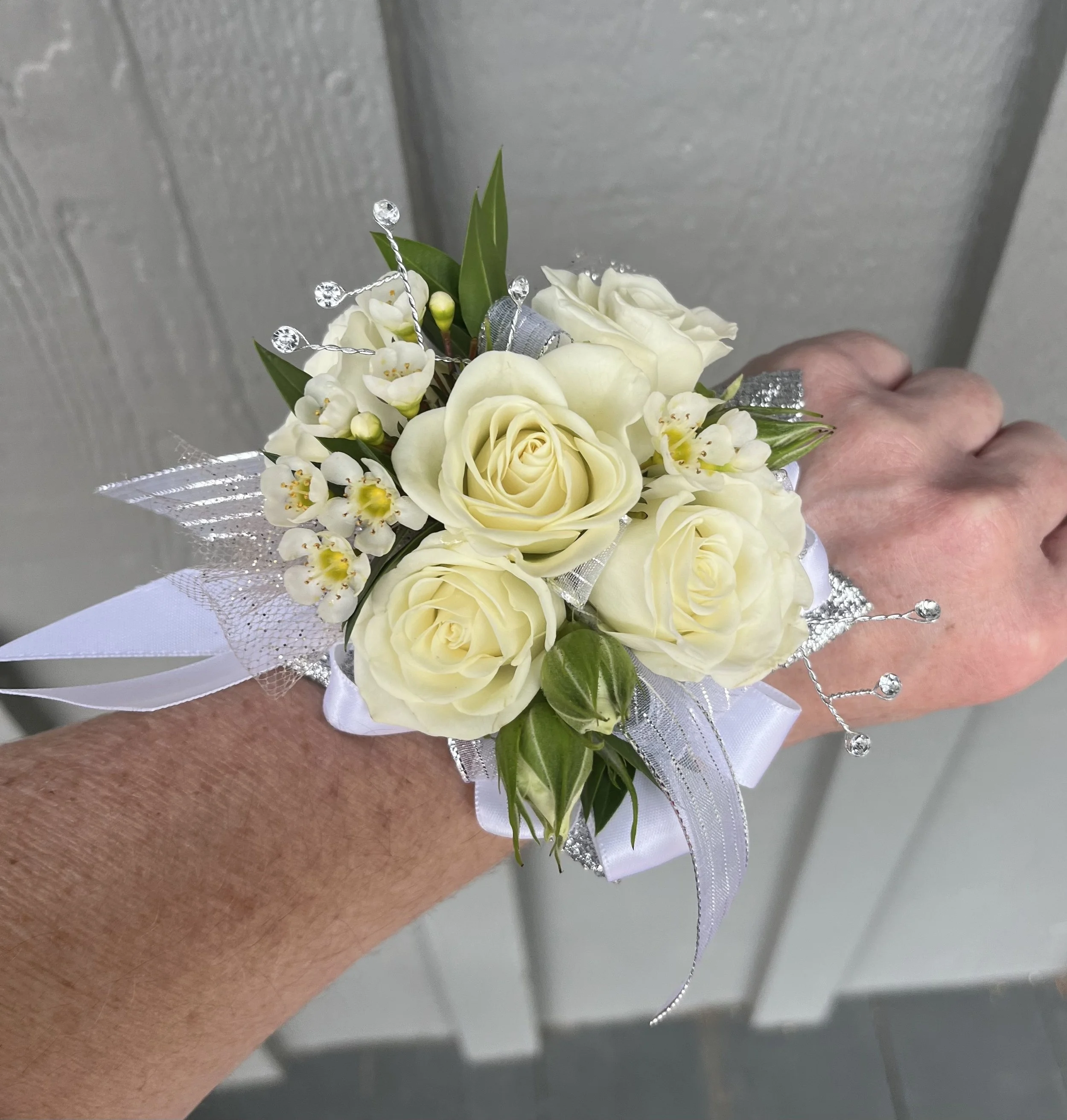 corsage 2.jpg