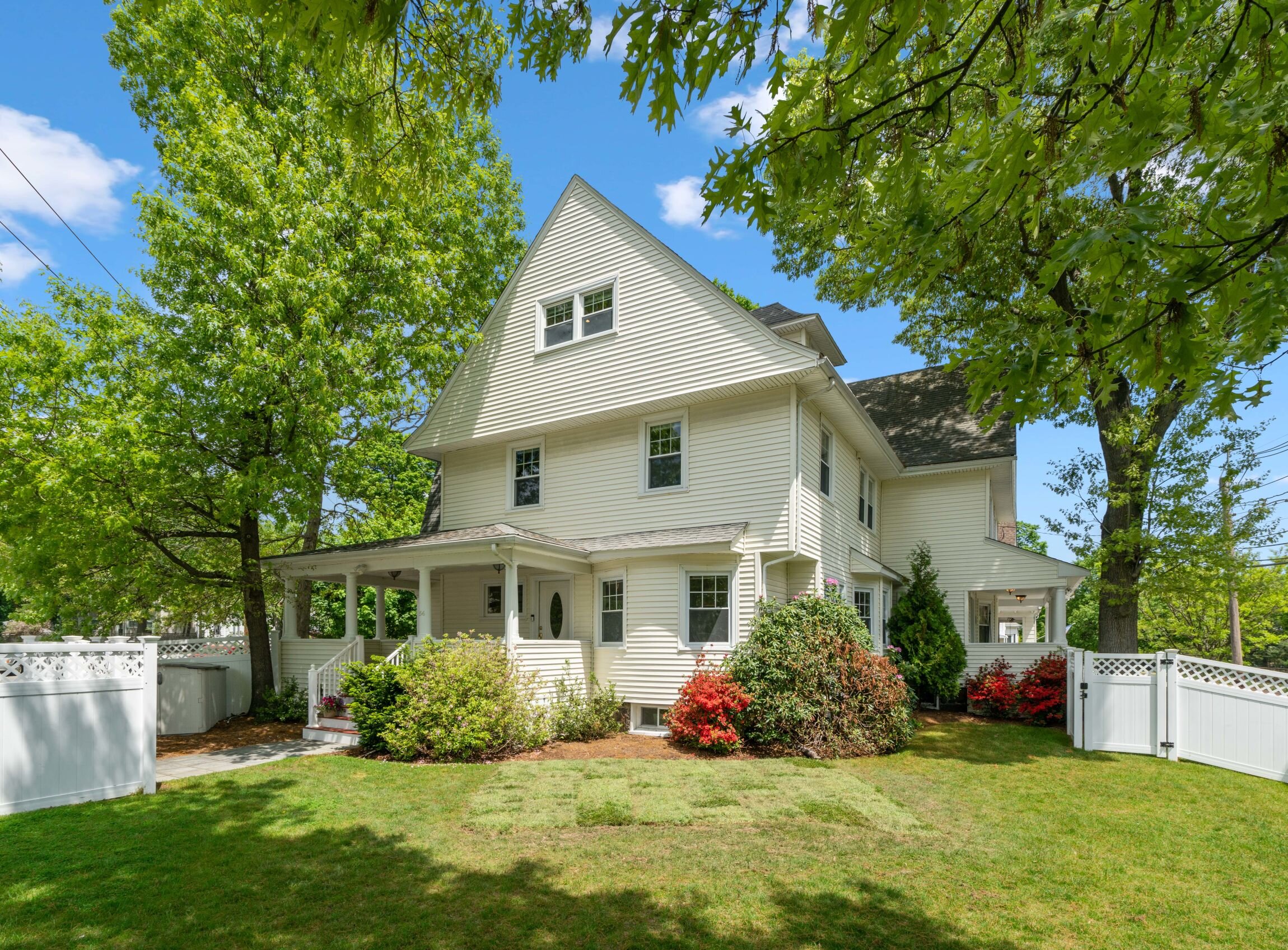 154 Dexter Avenue, Watertown