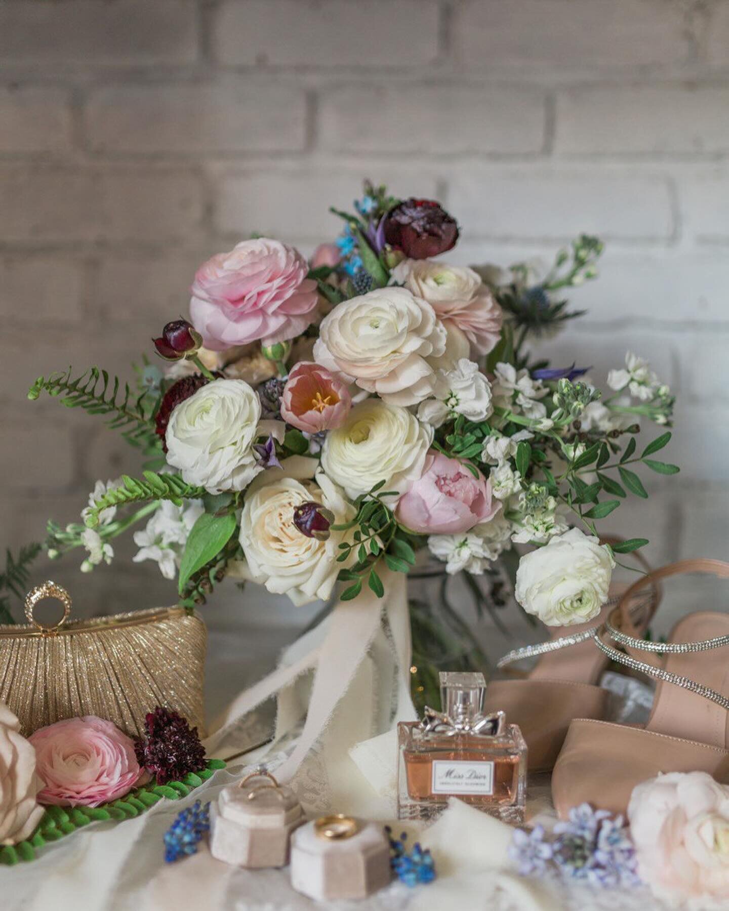 A early spring wedding for a dear friend. 

Classic blooms in such pretty shades or pink, white and blue. Ranunculus, Tulips, Tweedia, Anemones, Garden Roses, Stock, and Hyacinth create a beautiful bouquet! 

@strykingphotography 📷

#ottawawedding #