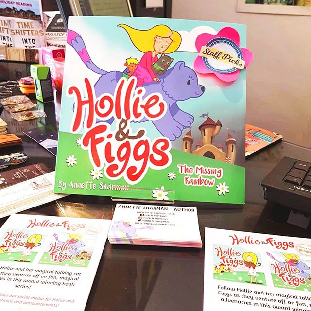 I can't believe that Hollie and Figgs books are being displayed in a bookshop in Portugal. They look great 💕  Thanks to Julie Hodgson @thebookmarkevora 💕💕
TO BUY just type Hollie and Figgs into the search engine at Amazon or Waterstones. 😍
.
.
.
