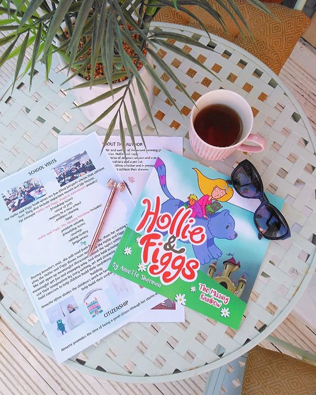 I have been working on leaflets today that I will be sending into schools! I have also posted a NEW blog post all about the animation process that my newly graduated animator @maisie.grant is doing of Hollie and Figgs! Visit www.hollieandfiggs.co.uk 