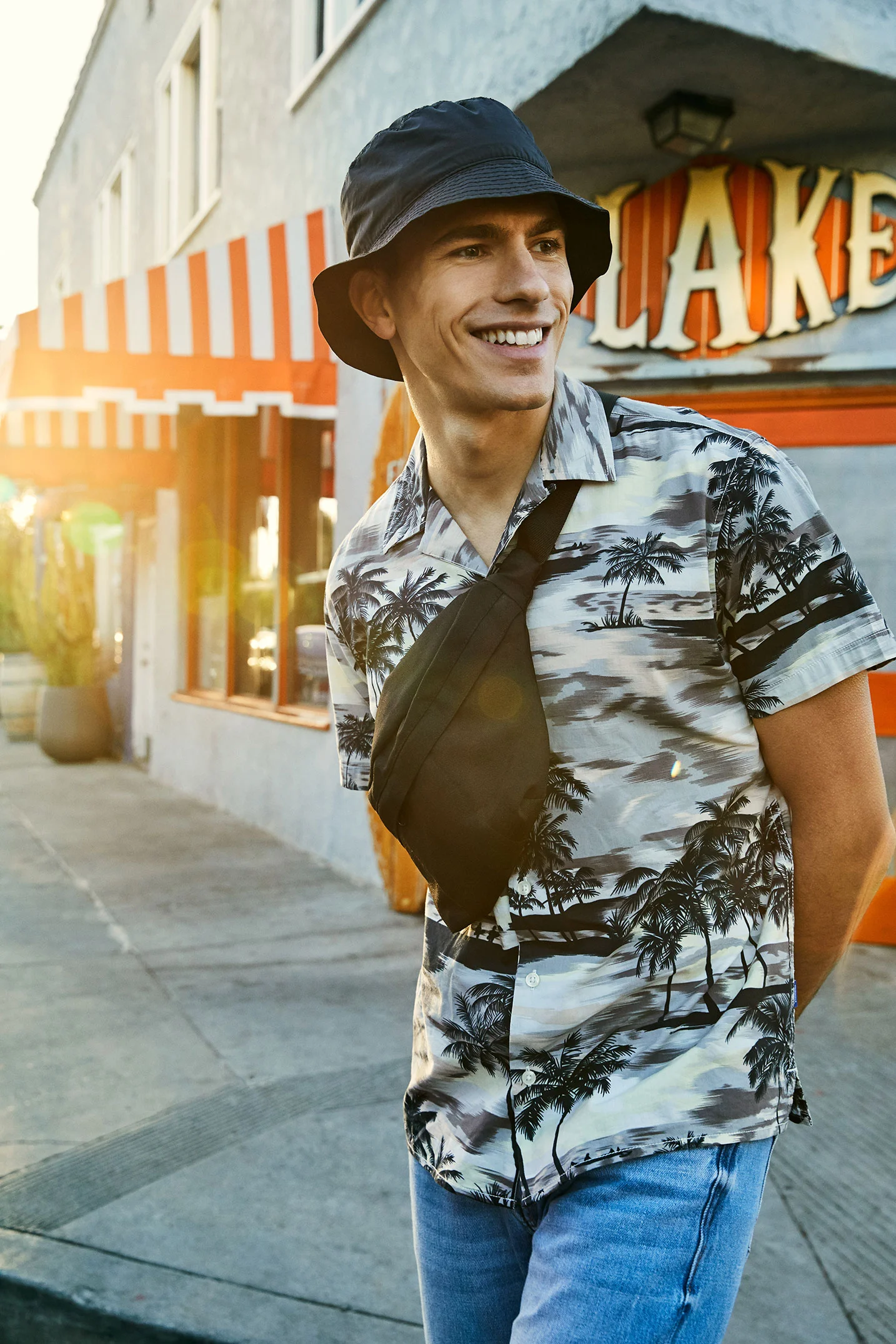 JJ_Drop_4-5_19_01B_ORG_RETAIL_SHIRT_ACITVITY.tif.jpg