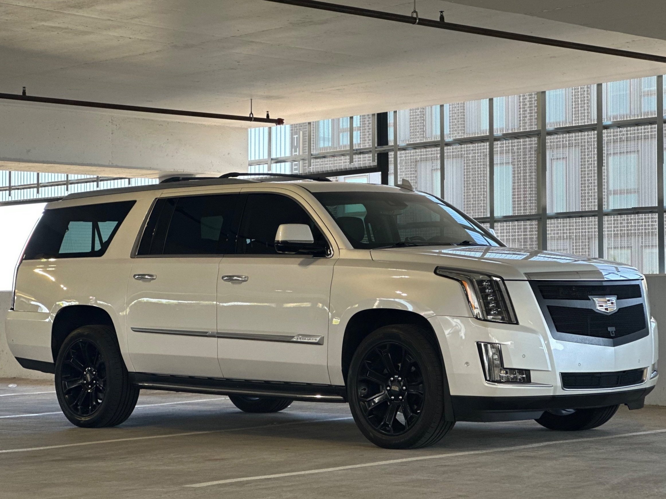 2018 Cadillac Escalade ESV Premium Luxury