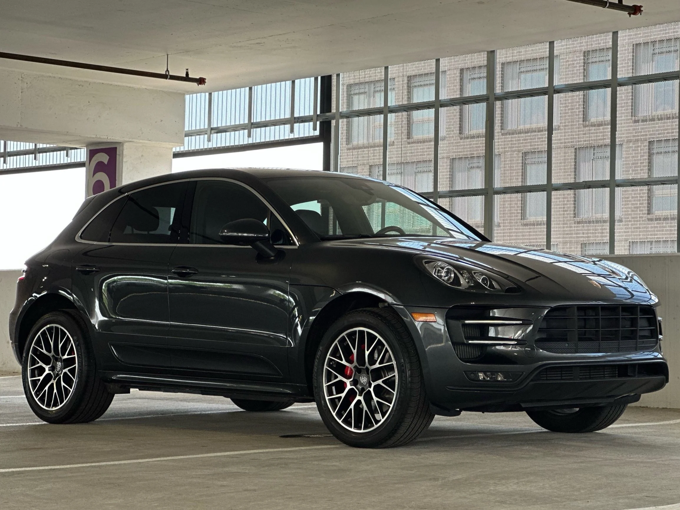2018 Porsche Macan Turbo