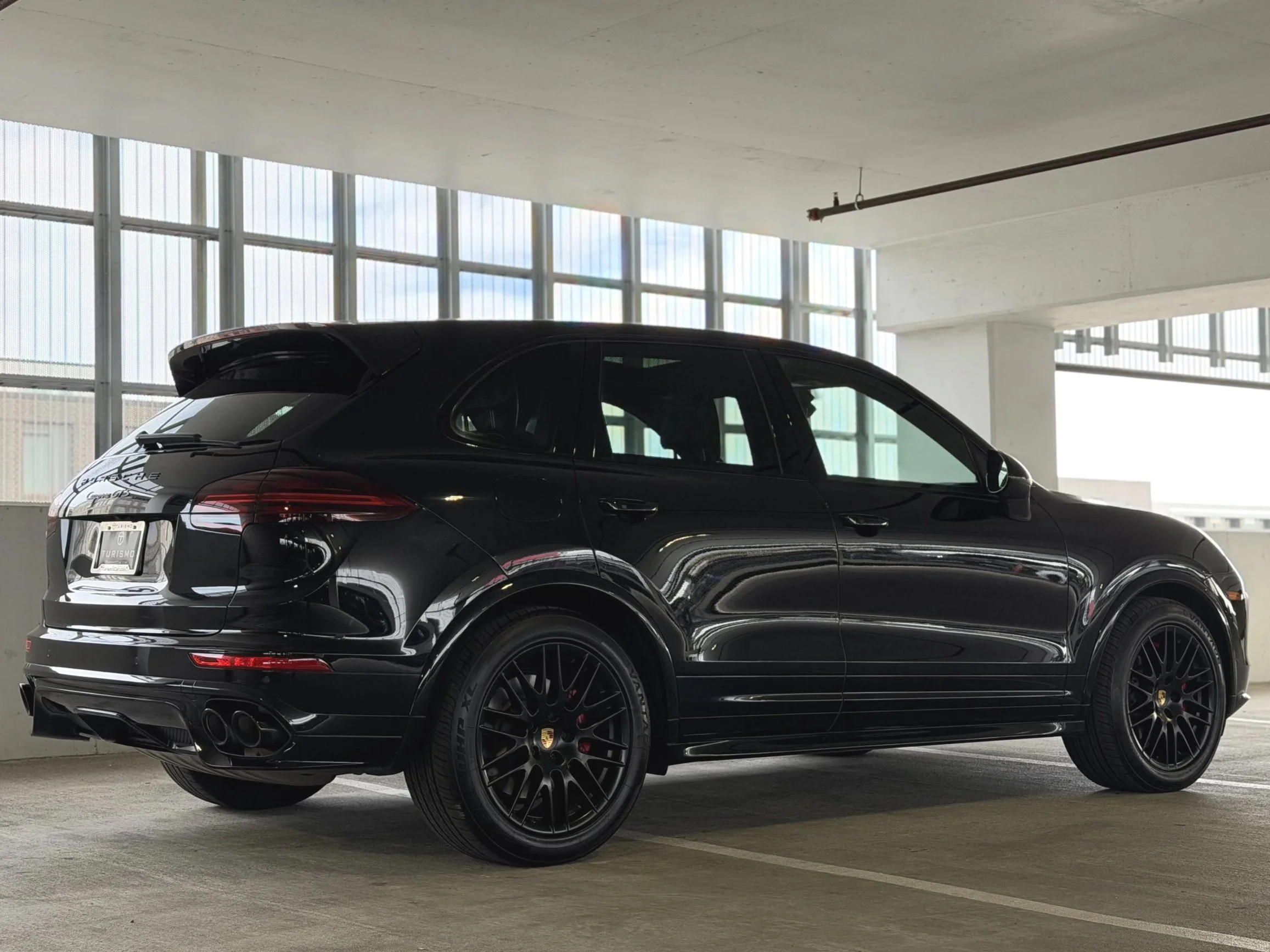 2016 Porsche Cayenne GTS