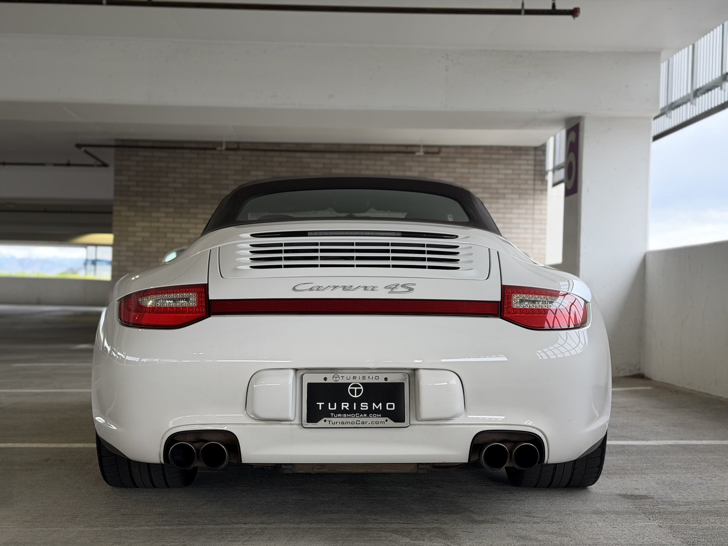 997_ - 2.jpeg
