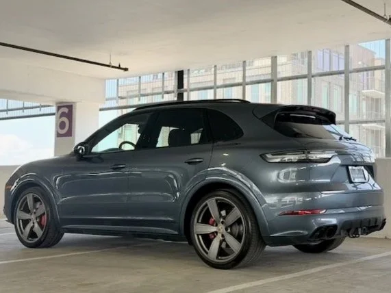 2022 Porsche Cayenne GTS