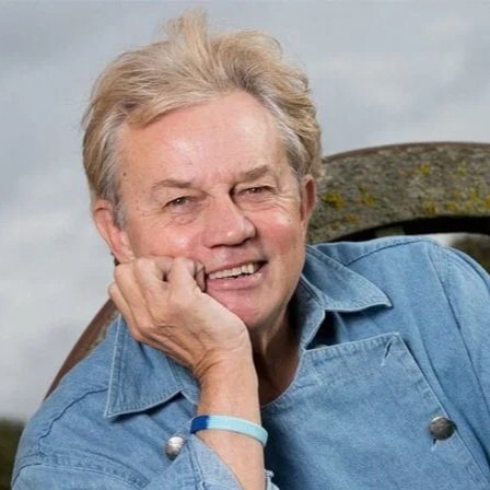 It Wouldn't Be Chicago TARDIS Without Frazer Hines