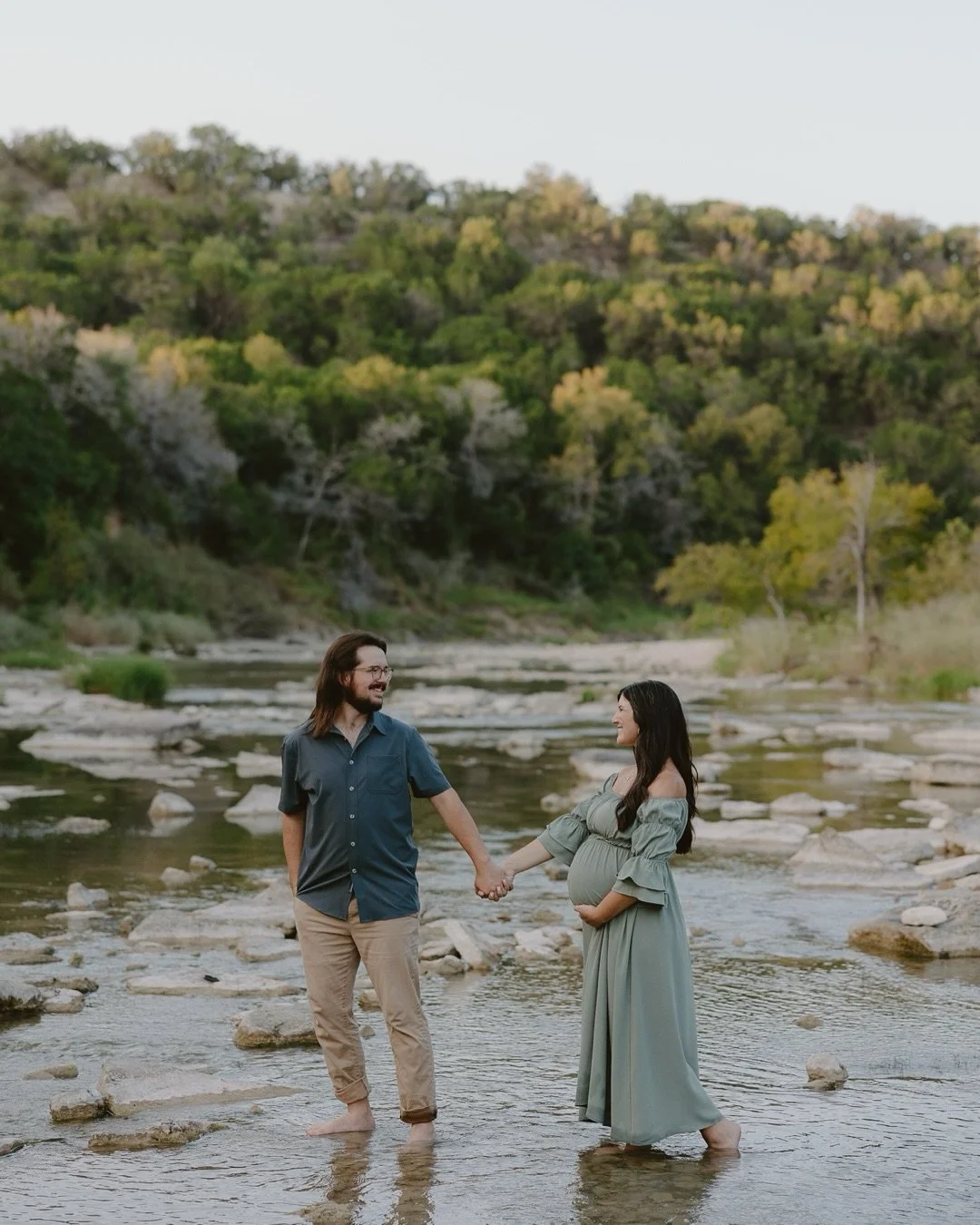 A few favorites from Mackenna &amp; Jacob&rsquo;s dreamy maternity session at Dinosaur Valley State Park. 🤍

🏷:
#mollyrozephotography #texasengagementphotographer #austinengagement #austinengagementphotographer #dallasengagementphotographer #weddin
