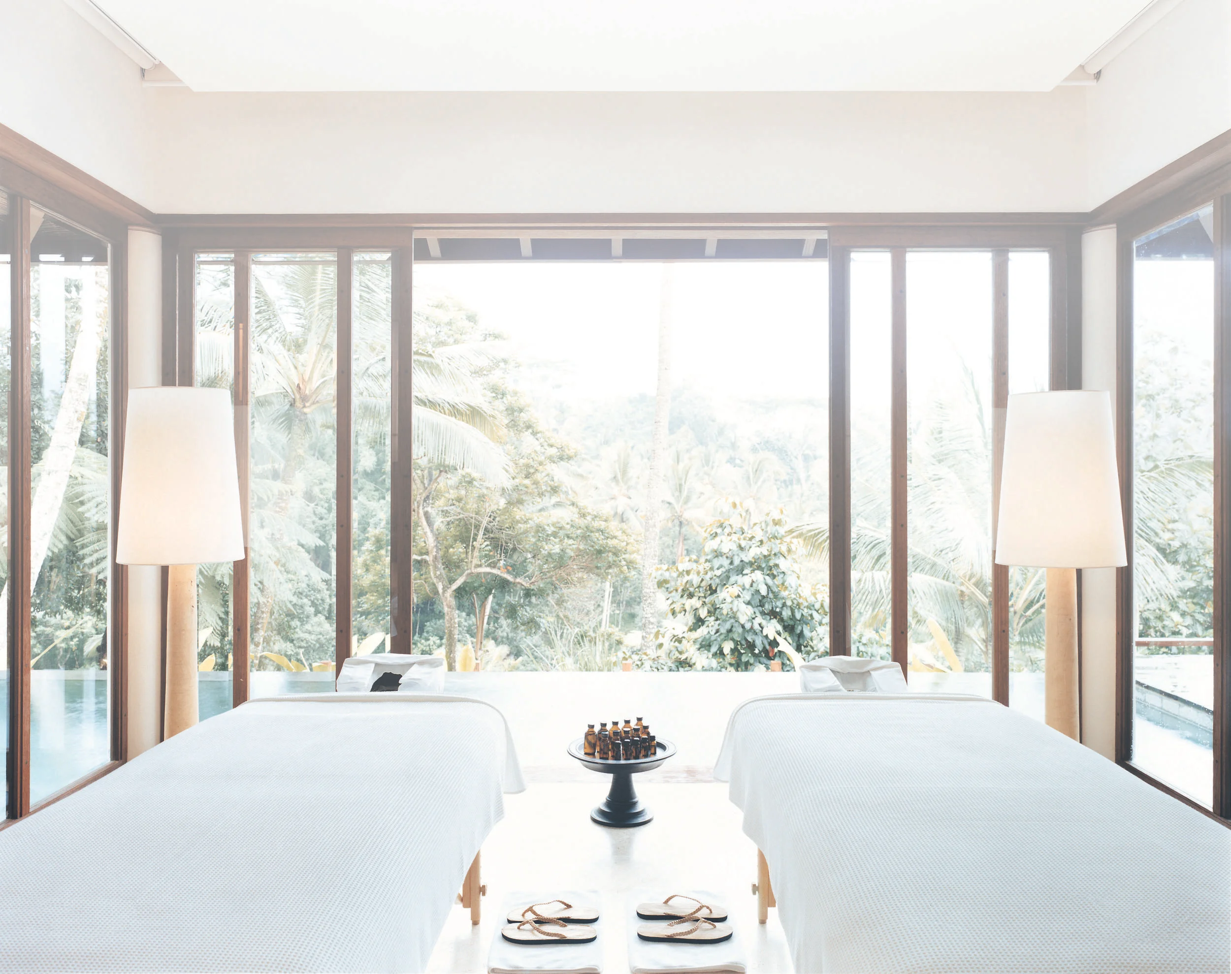 44182879-H1-Treatment_room_in_1BR_Retreat_Villa copy2.jpg