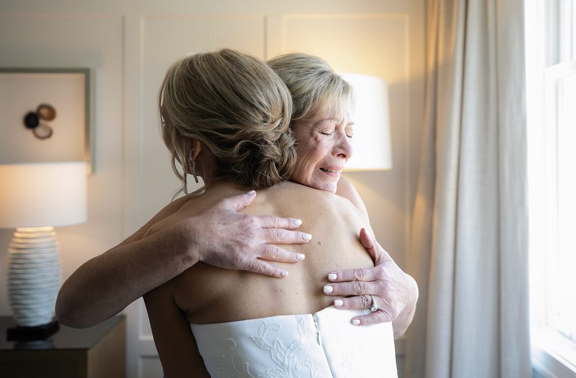 #1- my absolute favorite moment of photographing the wedding day is catching candids. I am in my element as an observer to the love in the room between the people who are forging new bonds and strengthening existing ones. 

#weddingmoment #weddingmom