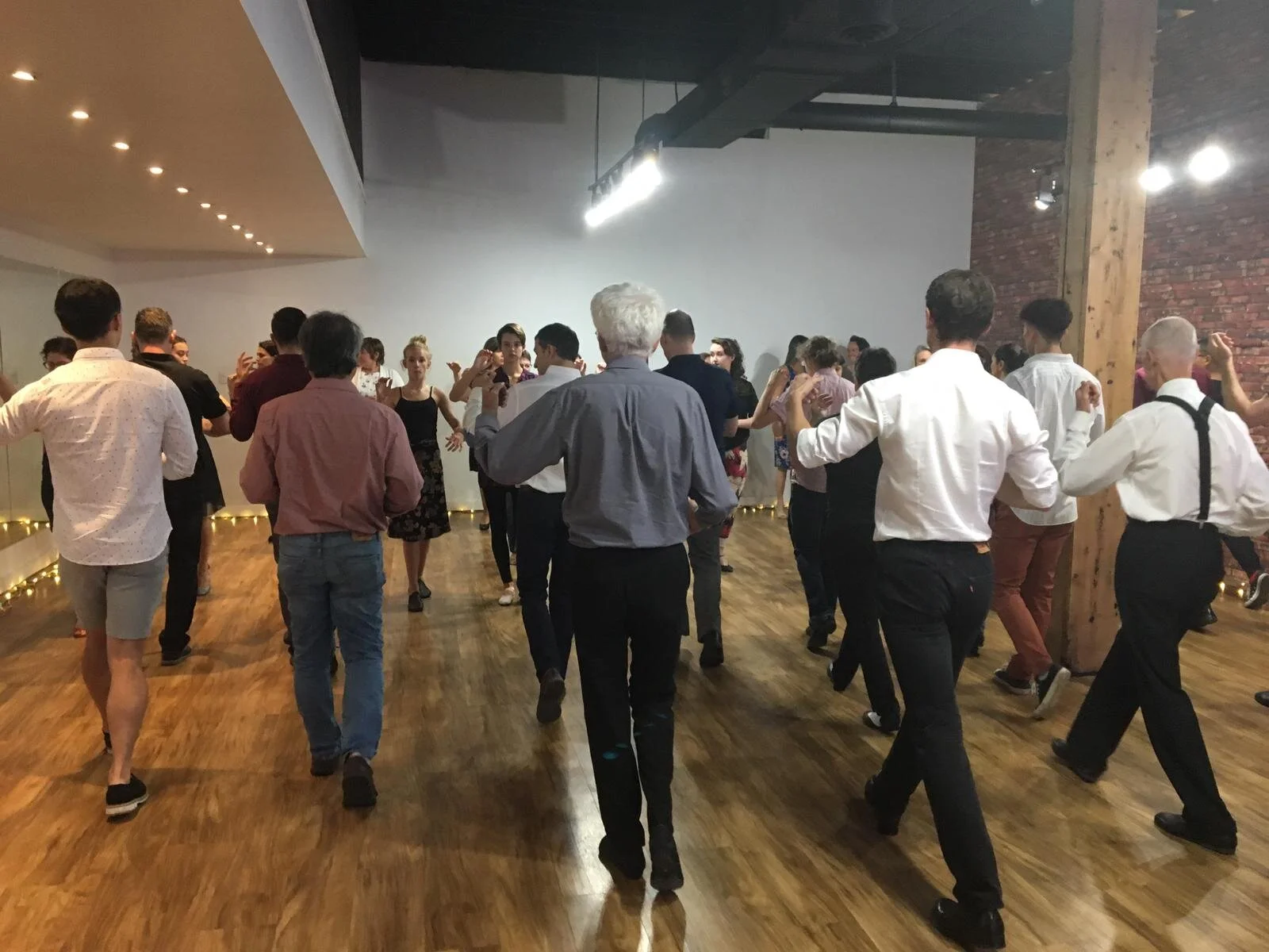 tango_salon_winnipeg6.jpg
