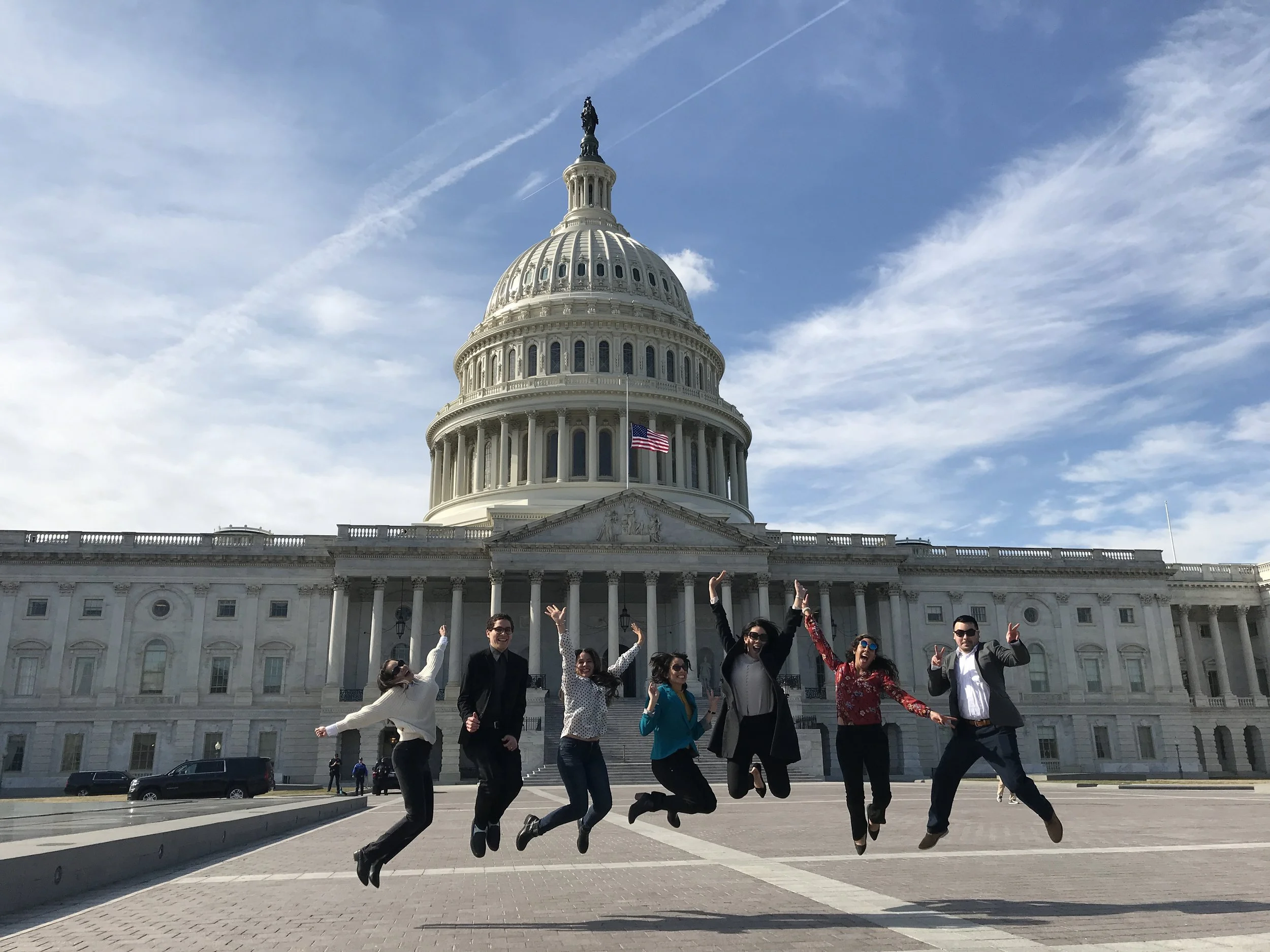 Empoderando Boricuas en la Capital:                                                                 Promoviendo el Compromiso Científico desde los niños hasta el Congreso de EU.