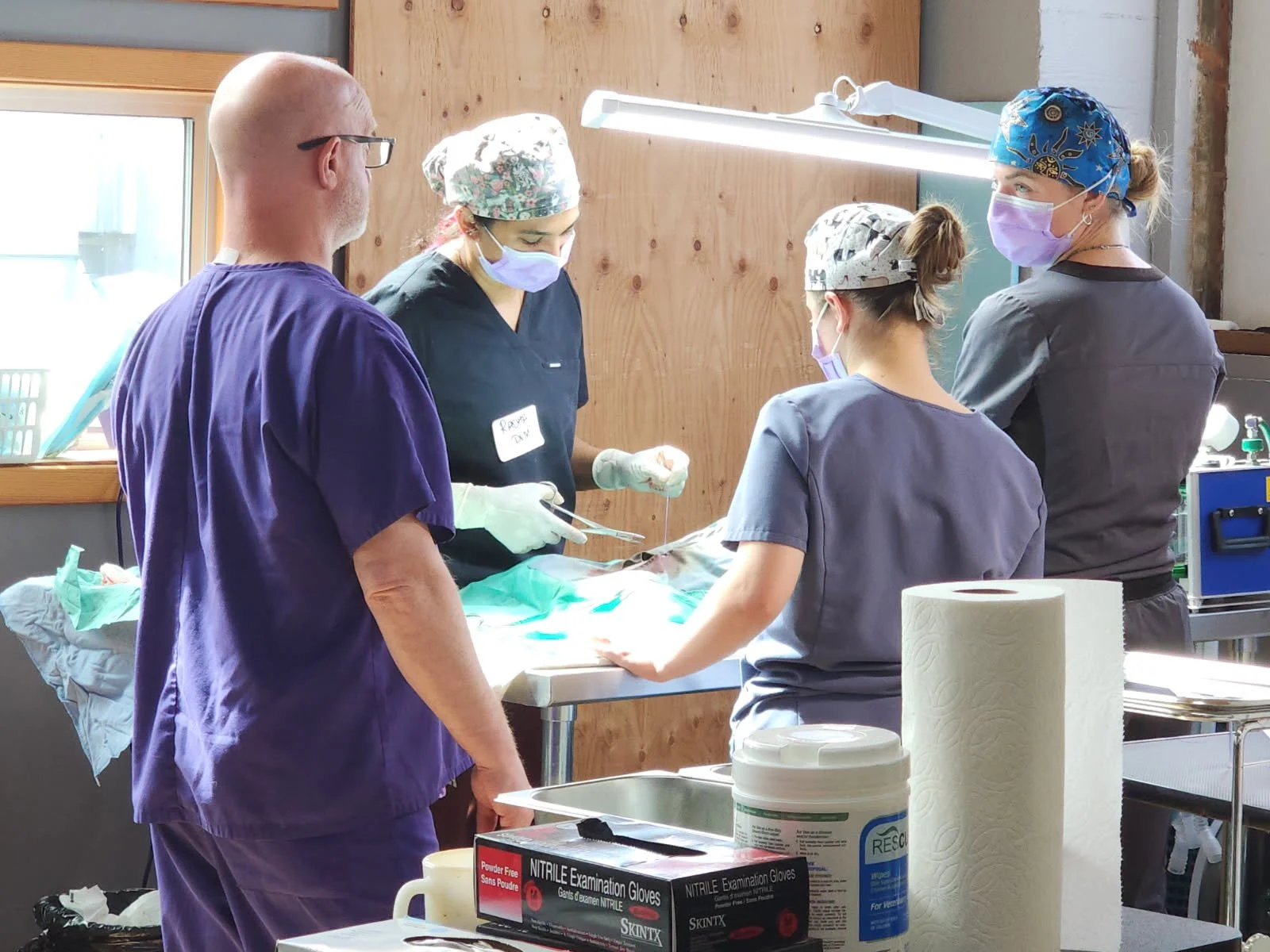 Fixer clinic students.JPG