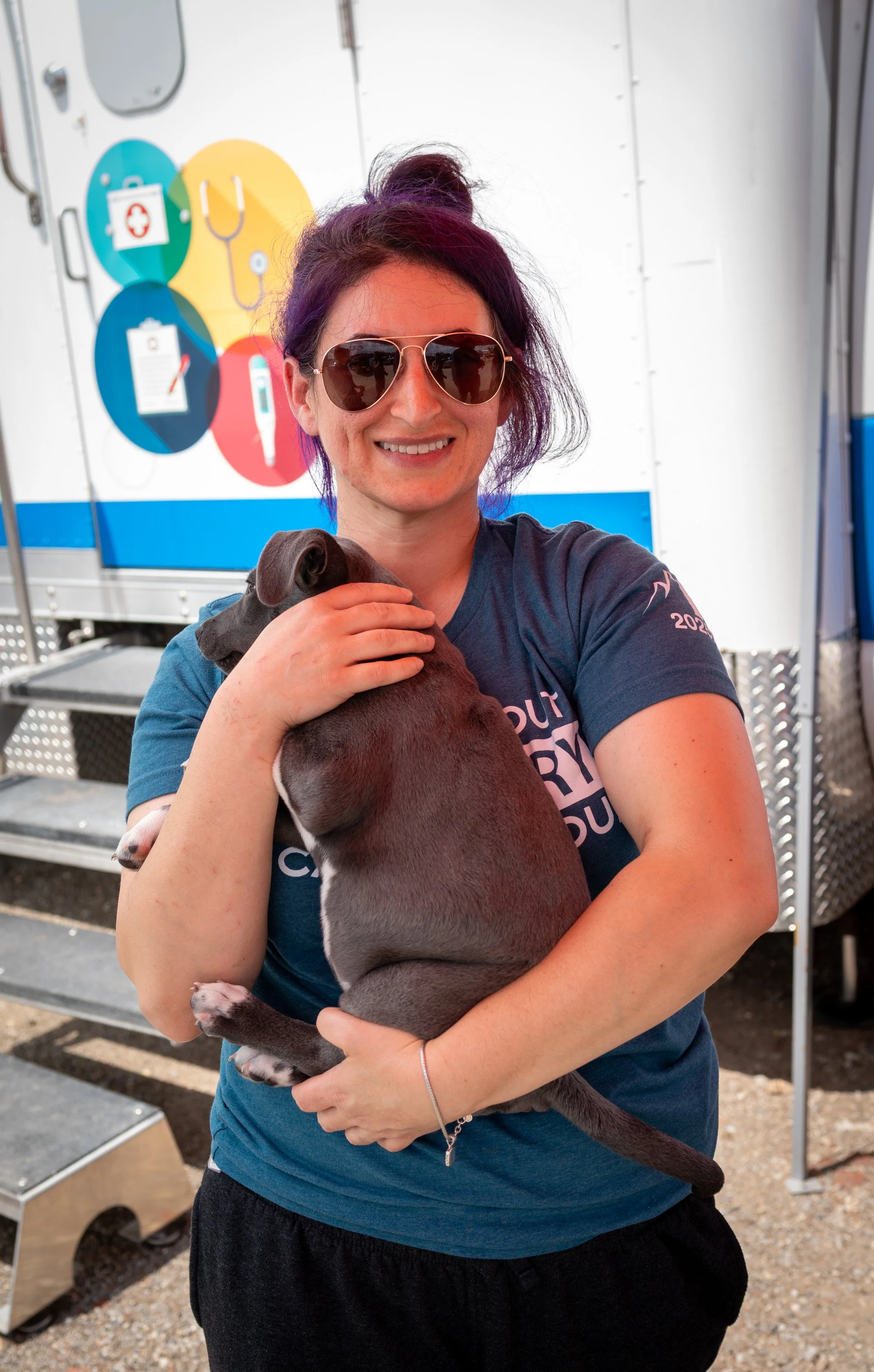20260519StreetDog_168p.jpg