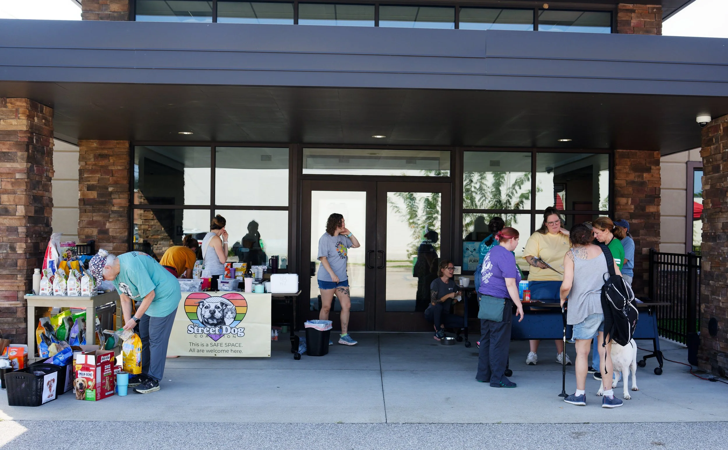 20260822StreetDogClinic_086_DxO.jpg