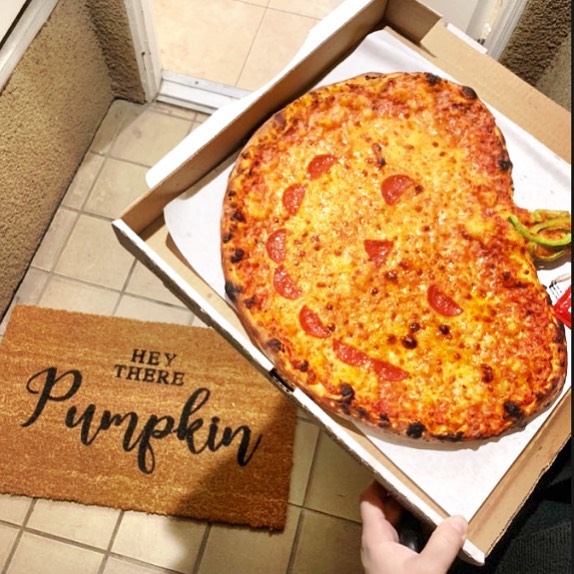 Hey there pumpkin! Make sure to order your Halloween themed pizzas in time for your Halloween parties! 🍕🎃 #halloween #foodie #studiocity #instafood #pizza