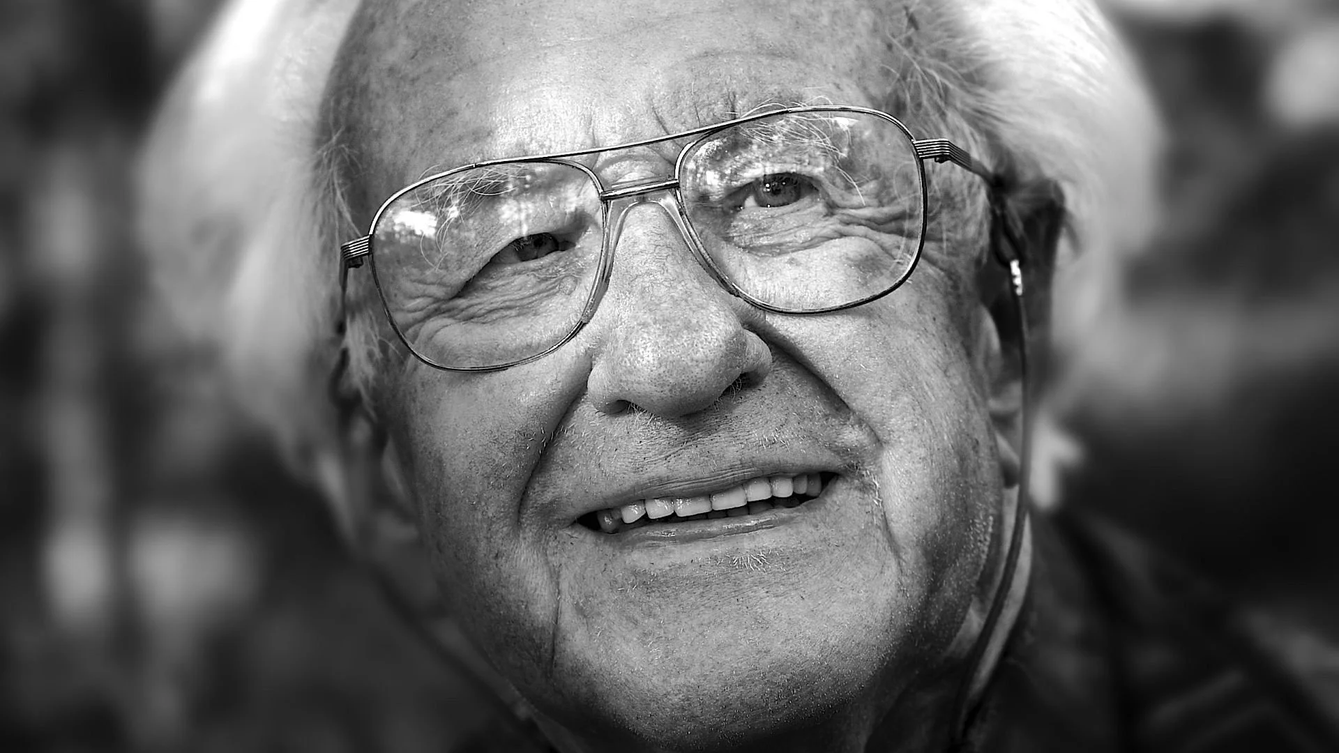 galtung_photo_by_paul_bernhar_transcend.org_teaser.jpg