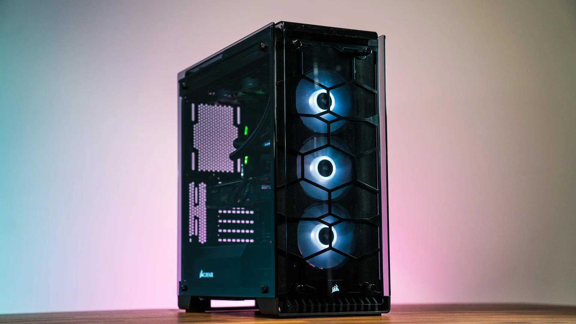 Corsair_Tempered_Glass_Build-46.jpg