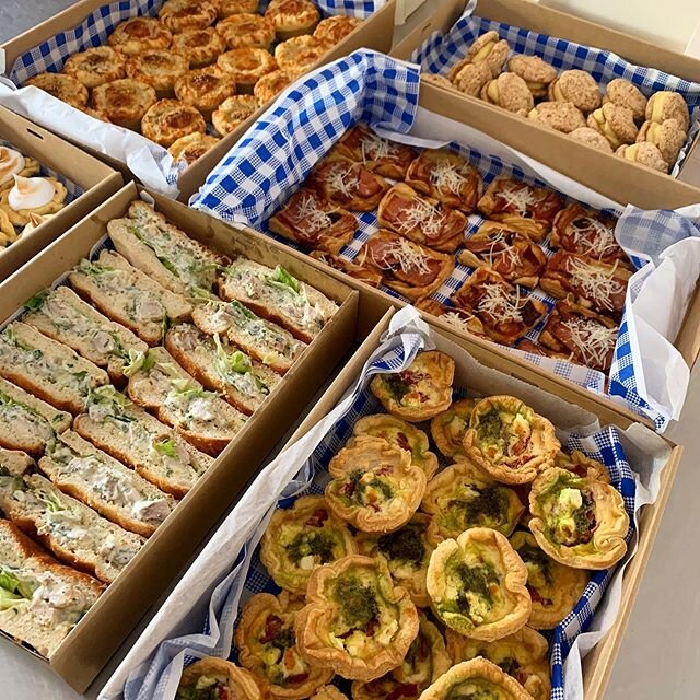 Introducing our all occasion boxed catering 🙌 🍴 Perfect for you next party, birthday, baby shower, picnic &amp; everything in between 🍋We&rsquo;re offering up sweet &amp; savoury options &amp; all our menu items are bespoke and tailored to you! 
E