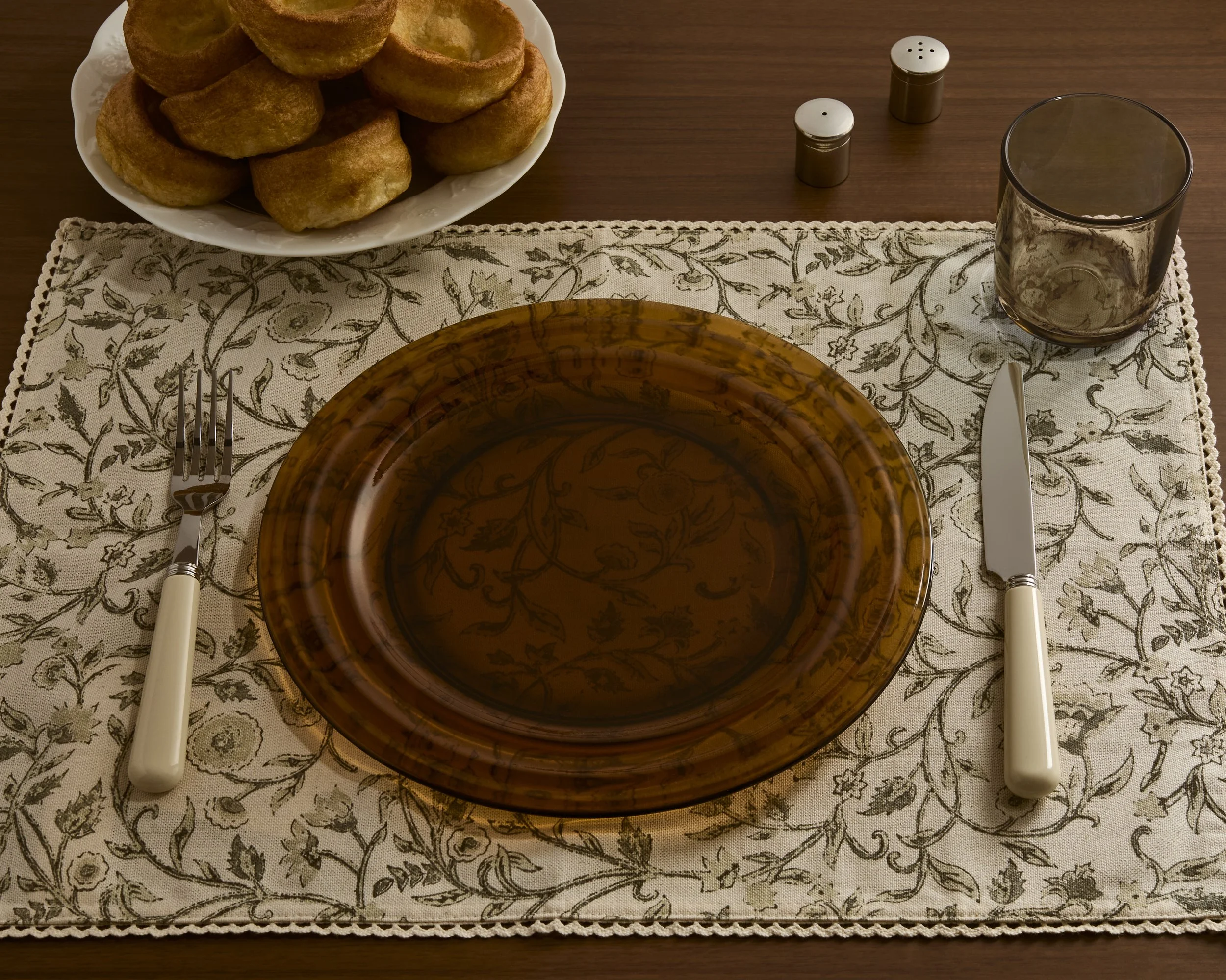 STILL LIFE - SUNDAY0200copy.jpg